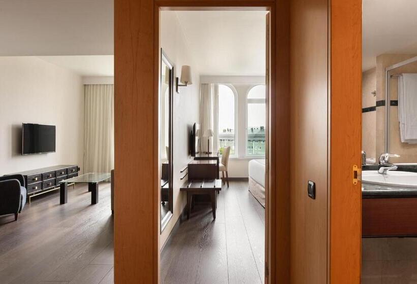 هتل Eurostars Ciudad De La Coruna