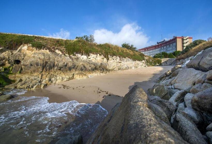 هتل Eurostars Ciudad De La Coruna