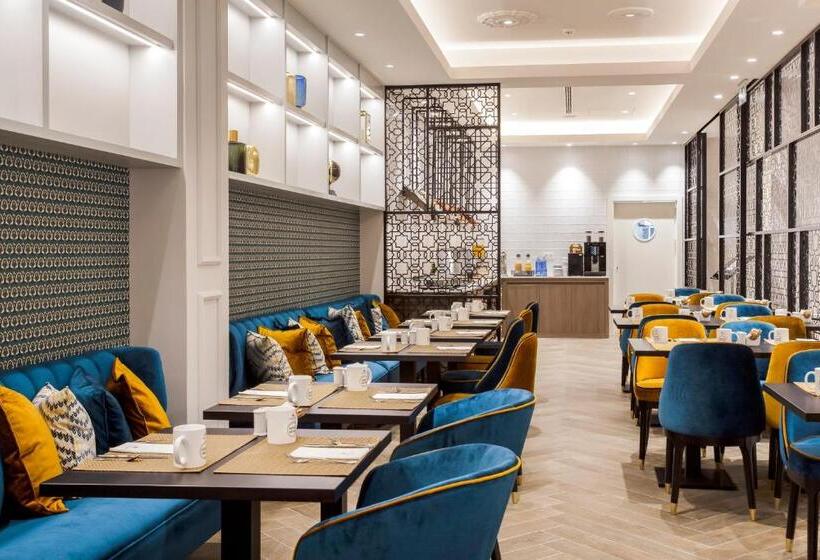 호텔 Eurostars Puerta Real