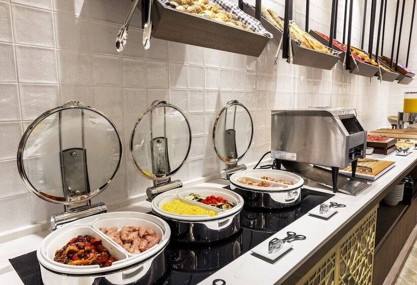 호텔 Eurostars Puerta Real