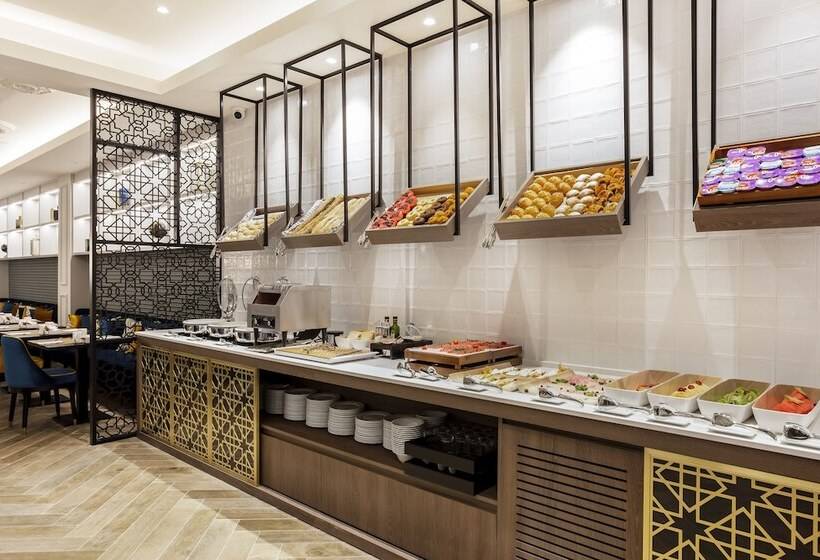 호텔 Eurostars Puerta Real