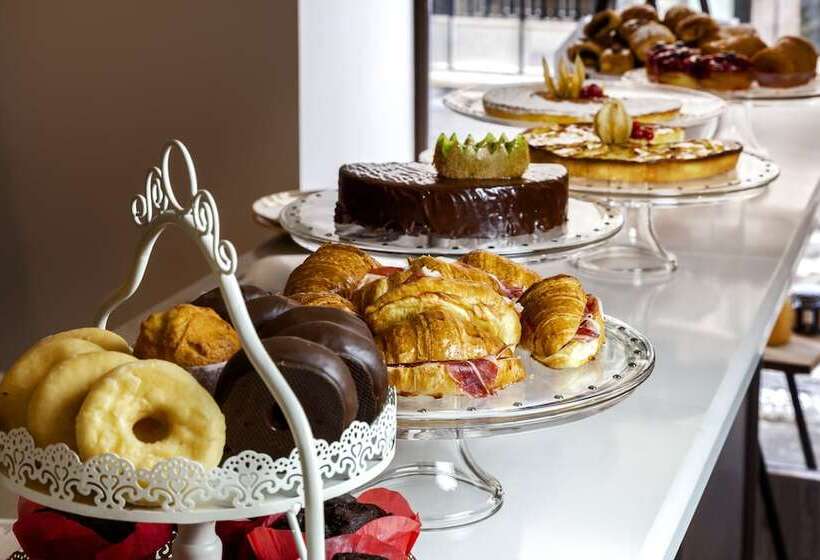 호텔 Eurostars Puerta Real