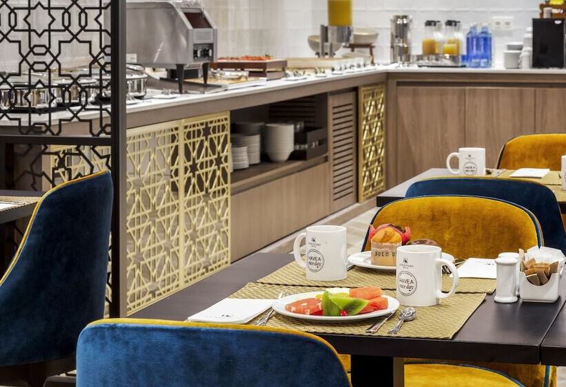 호텔 Eurostars Puerta Real