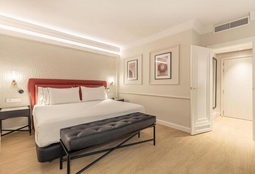 ホテル Eurostars San Antón