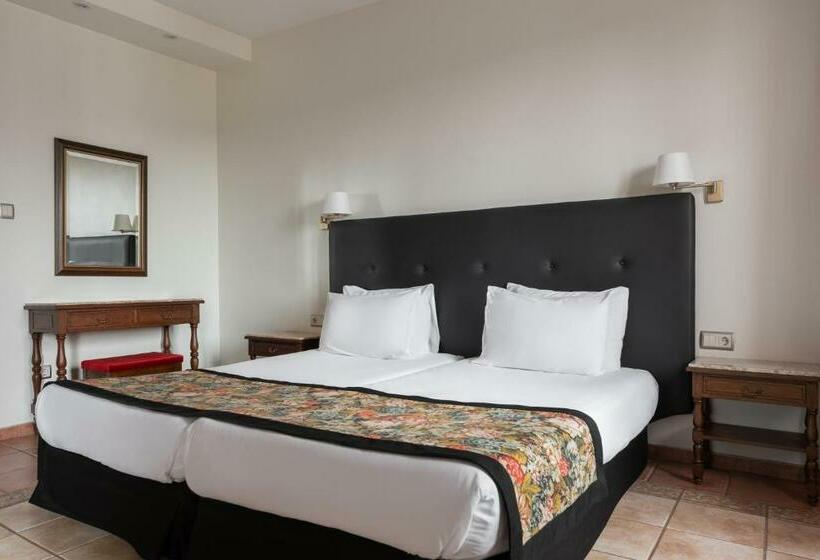 فندق Exe Alfonso Viii