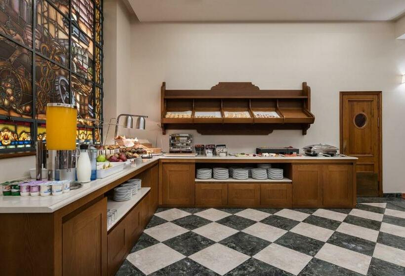 فندق Exe Alfonso Viii