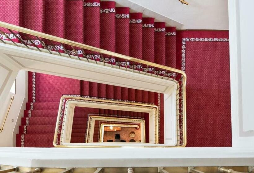 فندق Exe Alfonso Viii