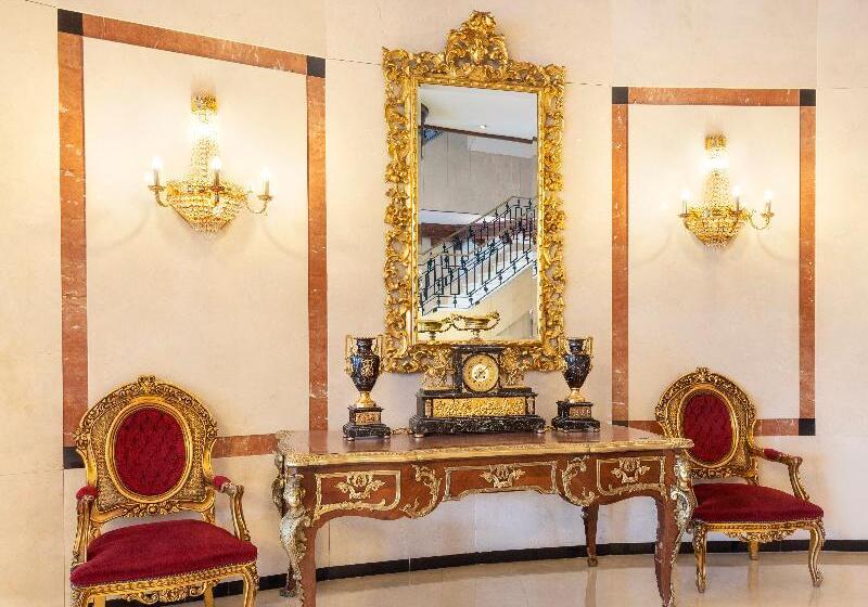 هتل Exe Dona Carlota