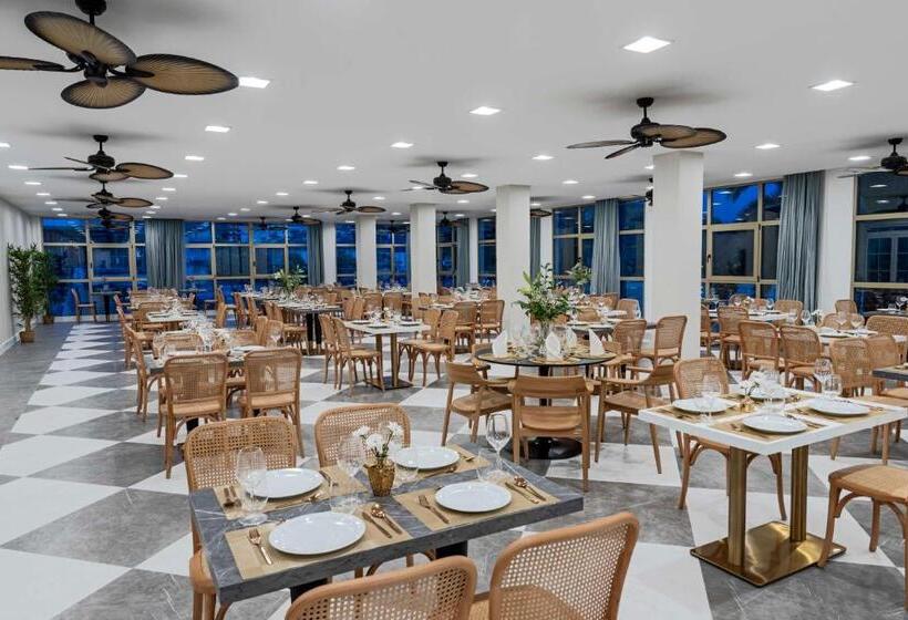 Faranda Rias Altas, Ascend Hotel Collection