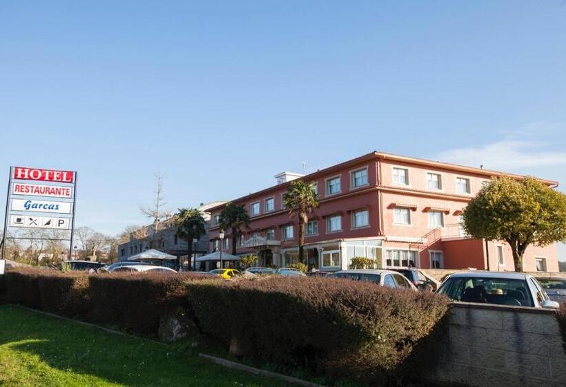 호텔 Garcas