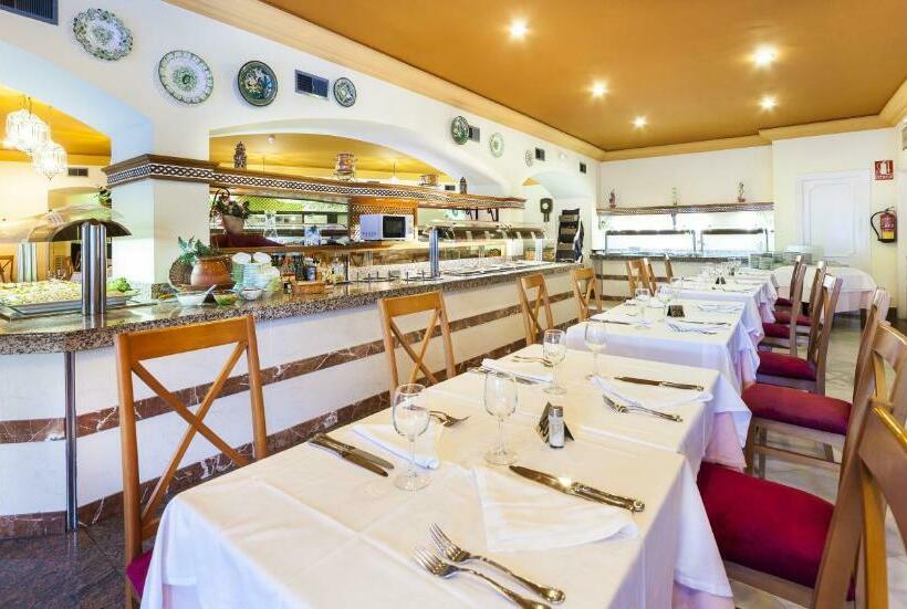 ホテル Globales Reina Cristina