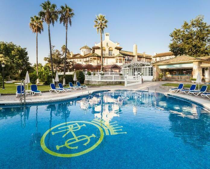 ホテル Globales Reina Cristina