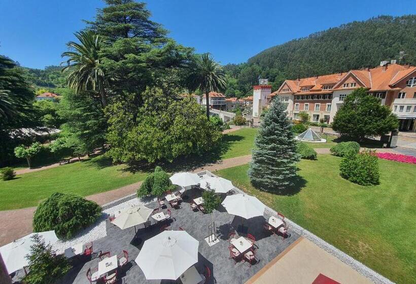 Gran Hotel Balneario De Puente Viesgo