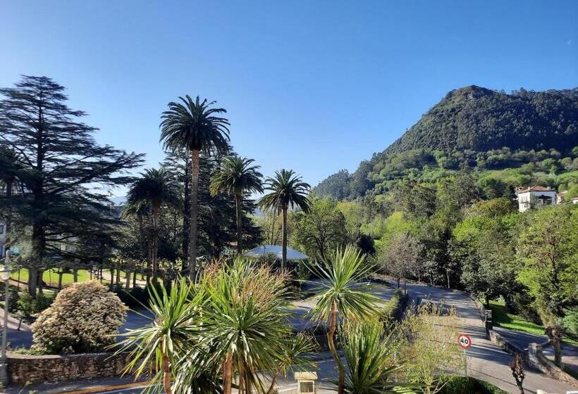 Gran Hotel Balneario De Puente Viesgo