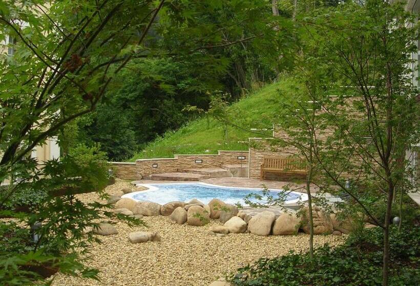 Gran Hotel Balneario De Puente Viesgo