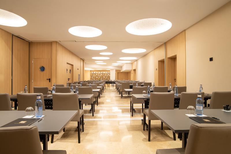 هتل Granada Center