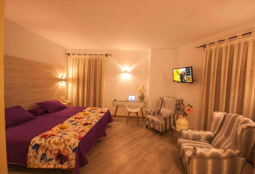 בית מלון כפרי Hc Zoom