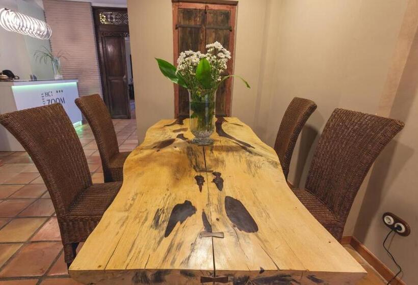 בית מלון כפרי Hc Zoom