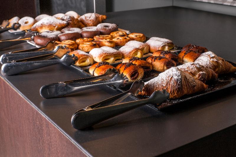 ホテル Horitzo By Pierre & Vacances