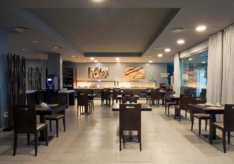 ホテル Horitzo By Pierre & Vacances