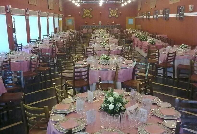 호텔 Hospederia Del Real Monasterio