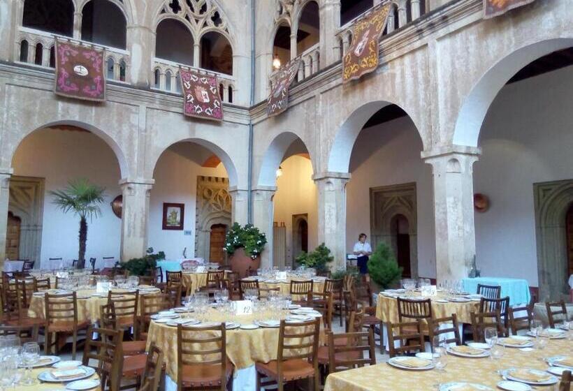 호텔 Hospederia Del Real Monasterio