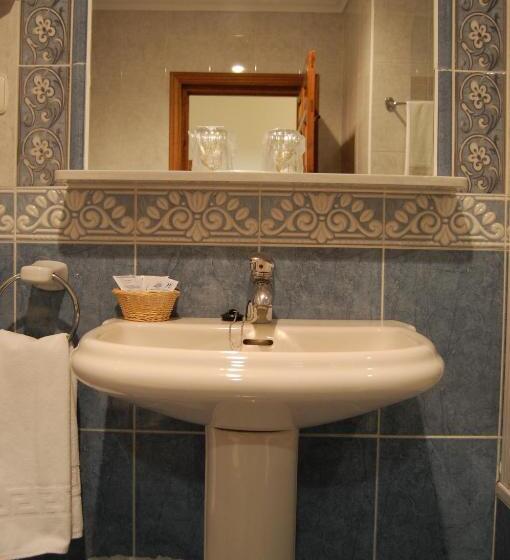 호텔 Hospederia Del Real Monasterio