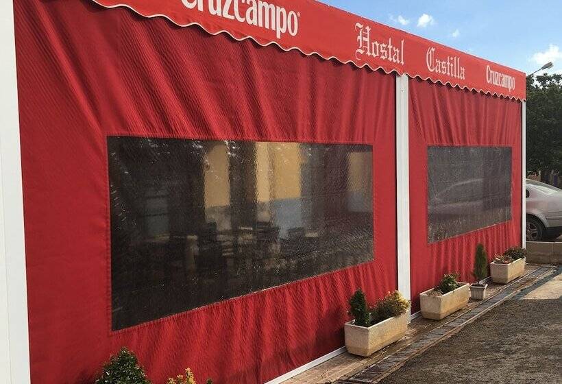 هتل Hostal Castilla