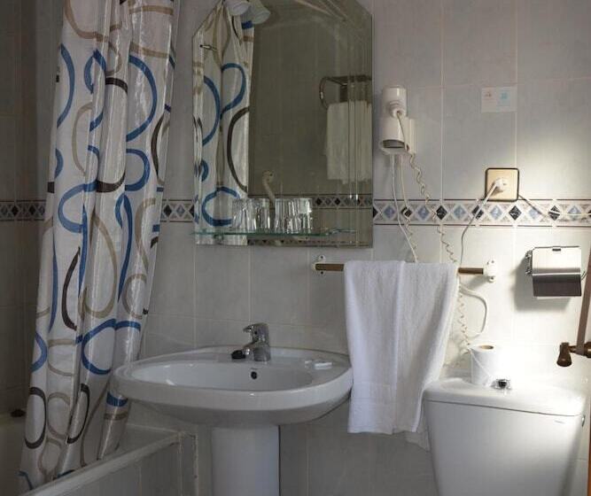 Отель Hostal Manolete