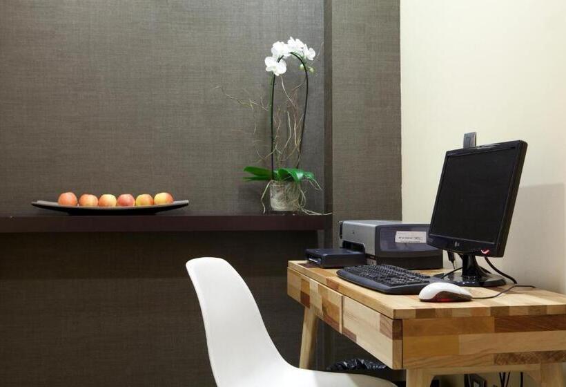 ホテル Intelier Rosa