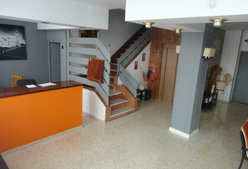 ホテル Jeys Villamarta Jerez