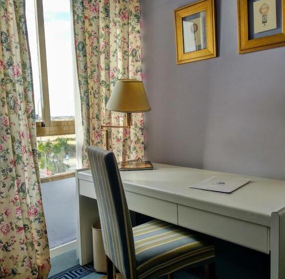 ホテル Las Cigüeñas