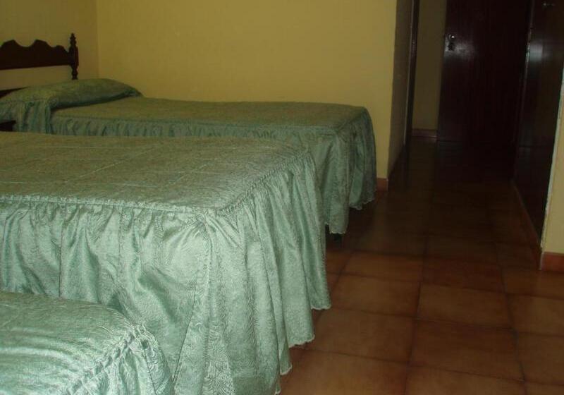 호텔 Las Rocas De Isla