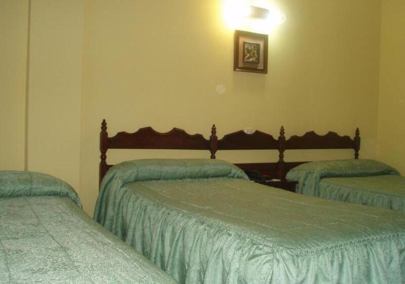 호텔 Las Rocas De Isla