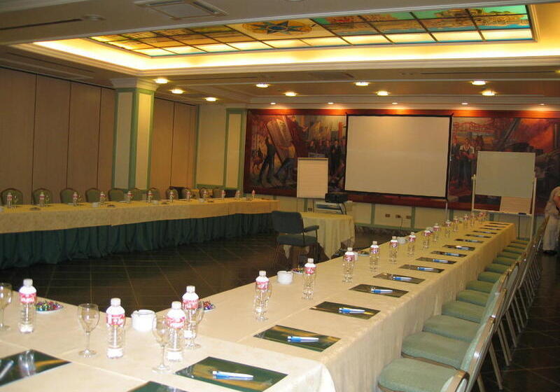 هتل Las Rocas Playa