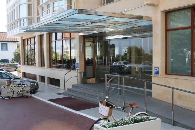 هتل Las Rocas Playa