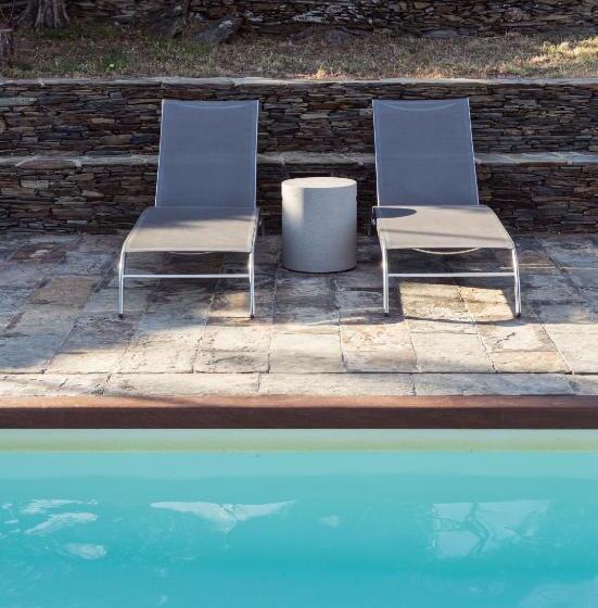 בית מלון כפרי Llane Petit