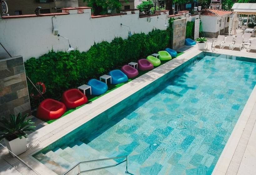 Los Angeles Hotel & Spa