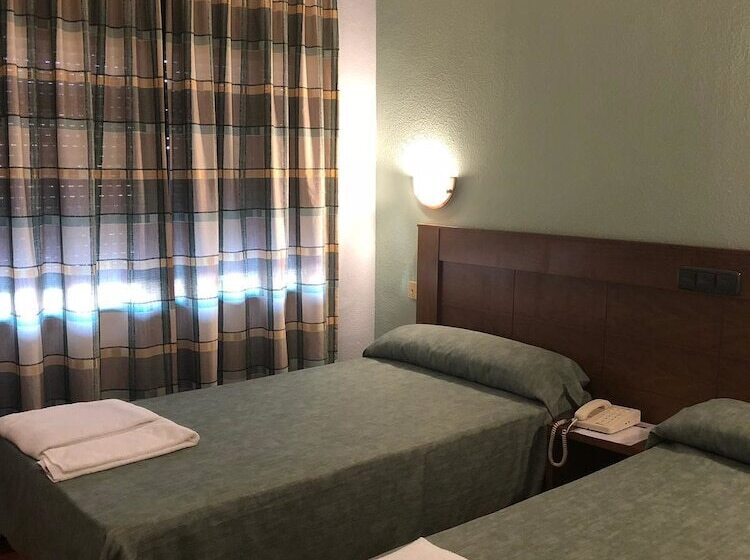 Отель Los Kekes