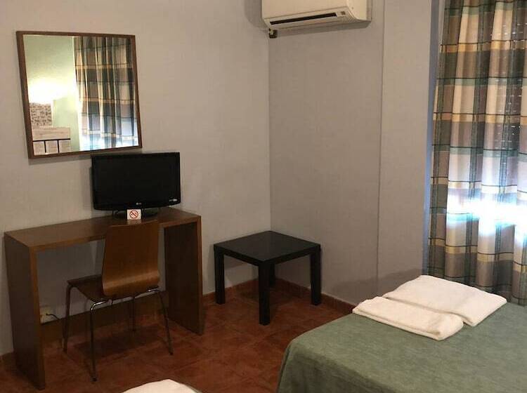 Отель Los Kekes