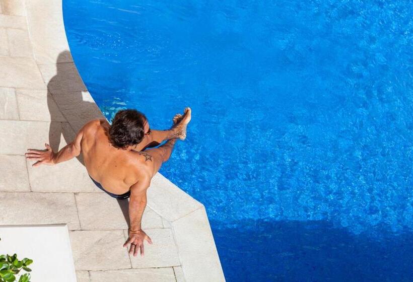 ホテル Macia Alfaros