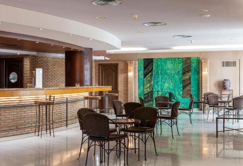 ホテル Macia Alfaros