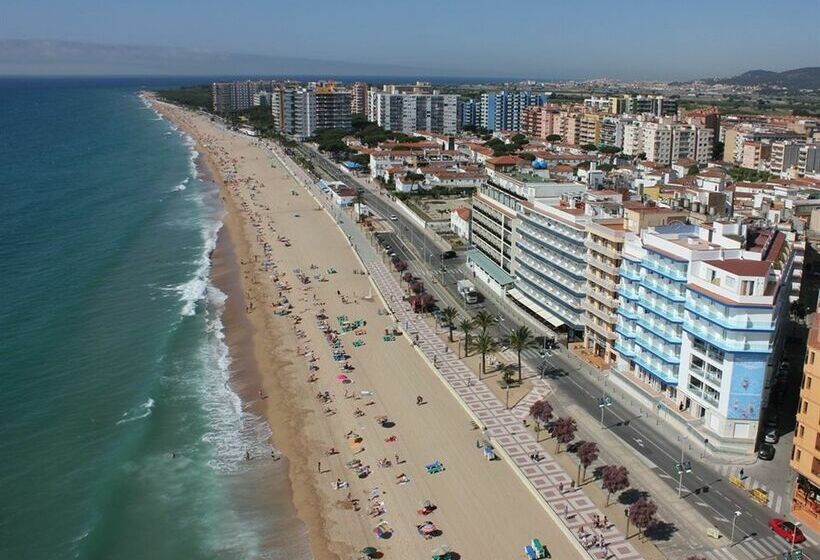 בית מלון כפרי Mar Ski