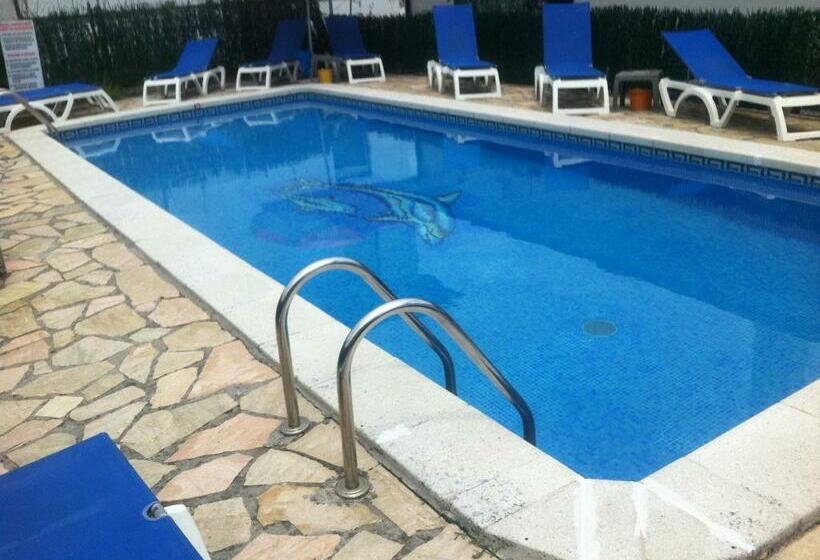 هتل Maria Del Mar