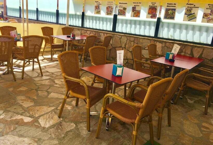 هتل Maria Del Mar