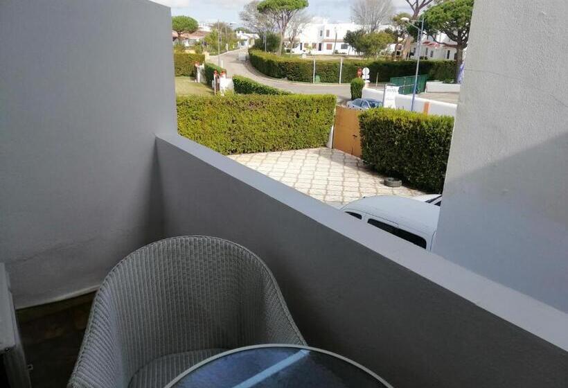 ホテル Matalascañas