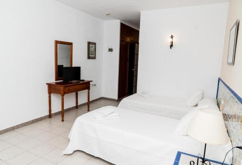 ホテル Matalascañas