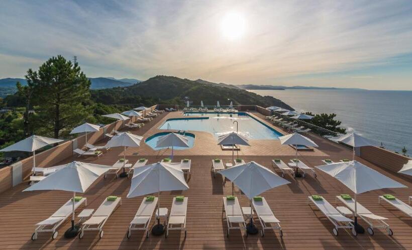 هتل Mercure Monte Igueldo