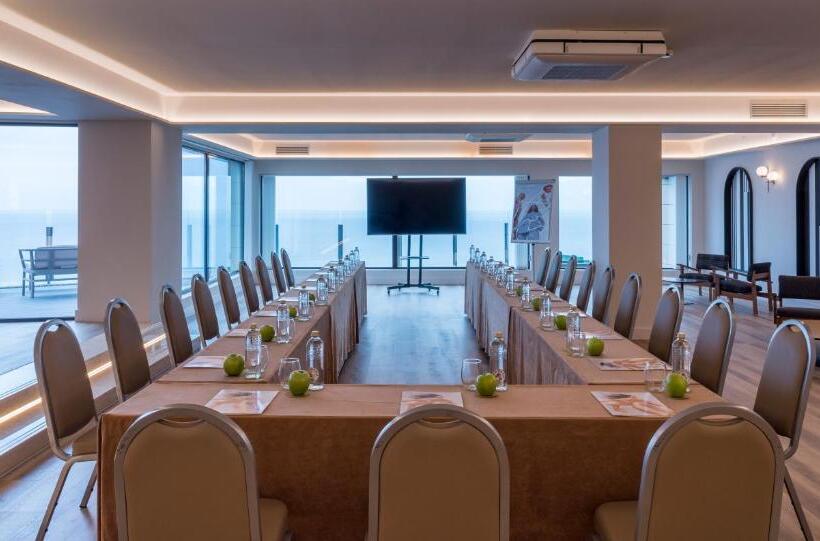 هتل Mercure Monte Igueldo