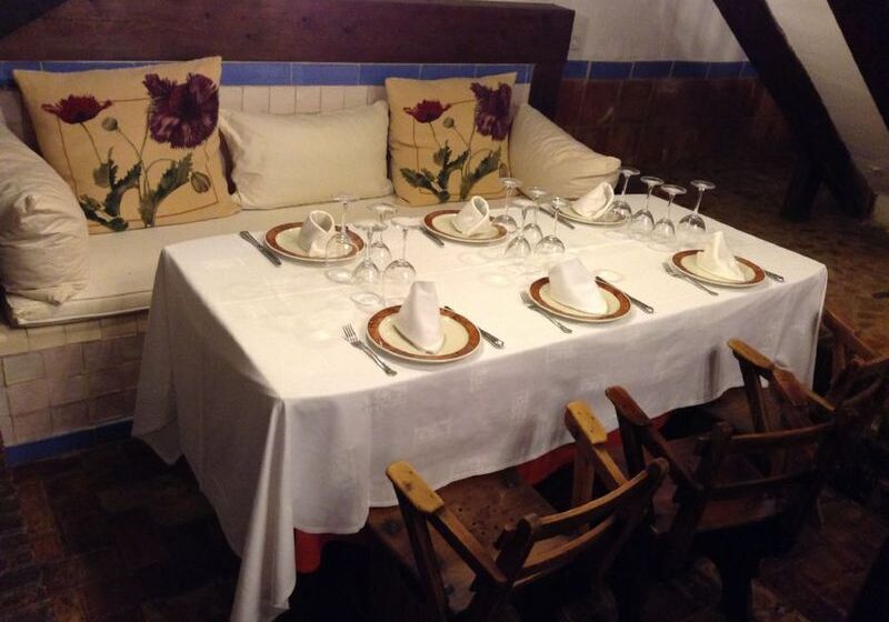 酒店 Meson De Don Quijote